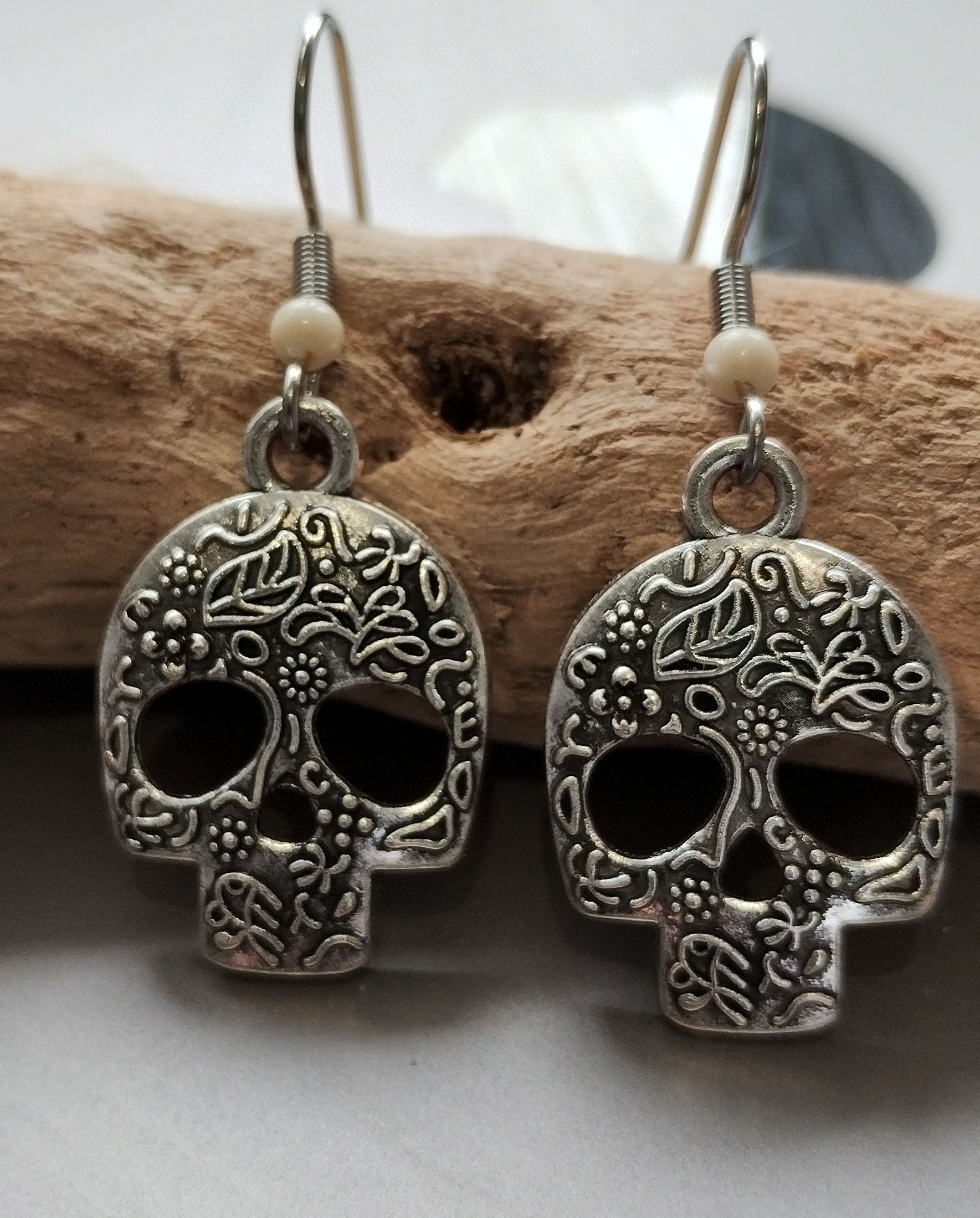 Skull Earrings Hallowe'en www.devonmermaid.com