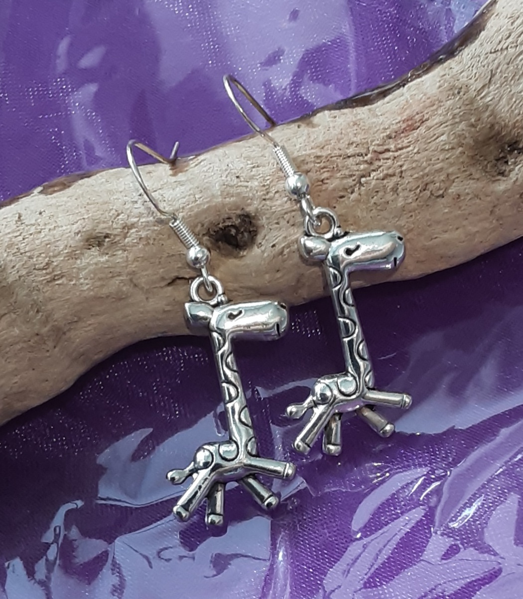 Giraffe Earrings www.devonmermaid.com