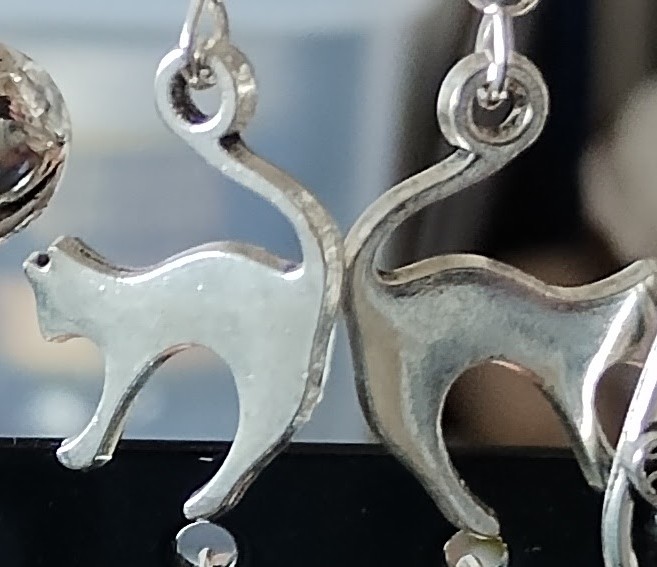 Cat Earrings www.devonmermaid.com