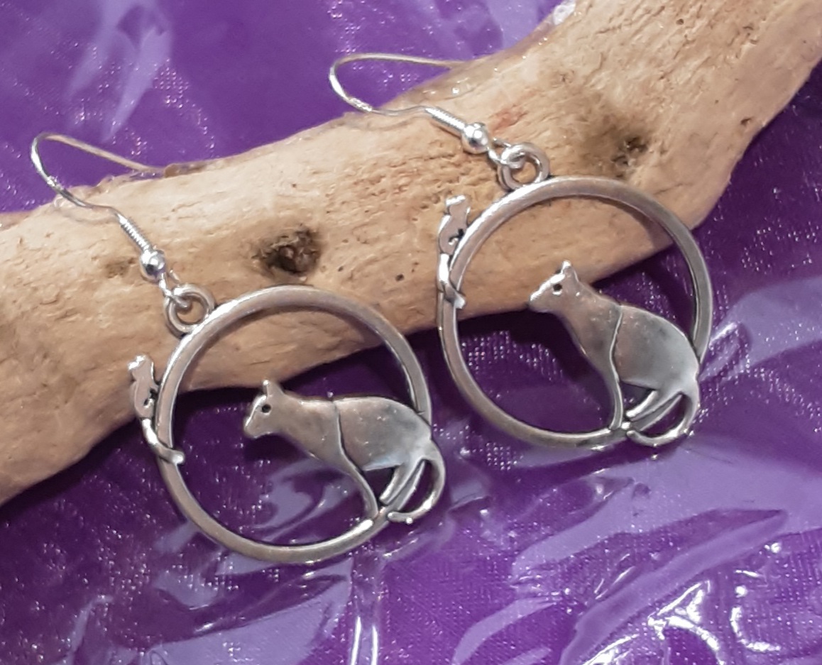 Cat Earrings www.devonmermaid.com