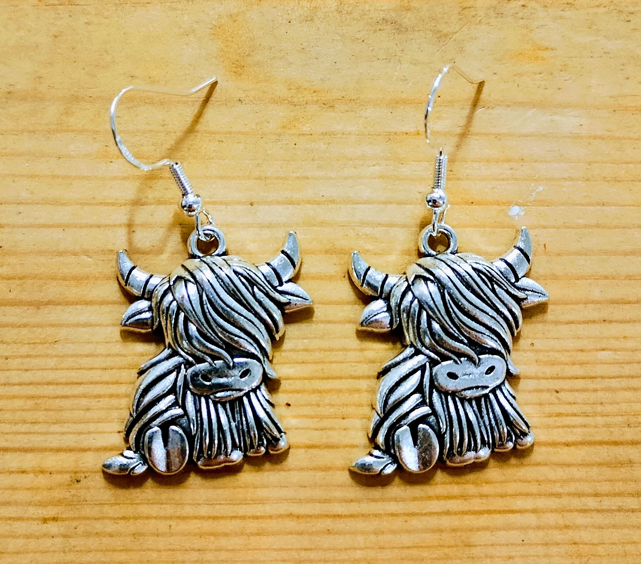 Highland Cow Earrings www.devonmermaid.com