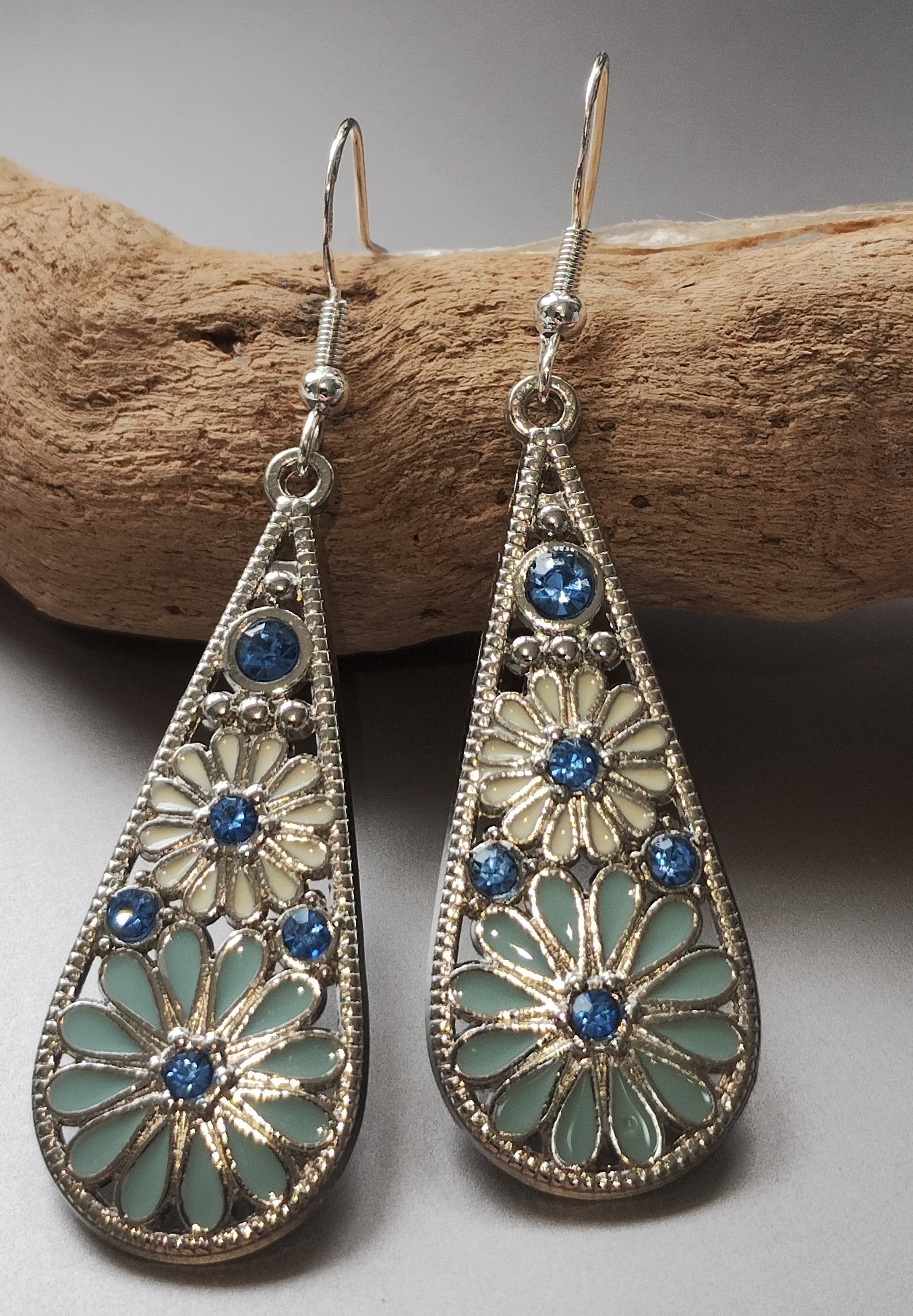 Flower Earrings www.devonmermaid.com