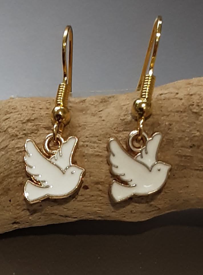 Dove Earrings www.devonmermaid.com