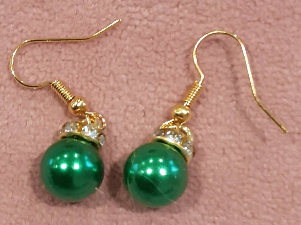 Christmas Earrings www.devonmermaid.com