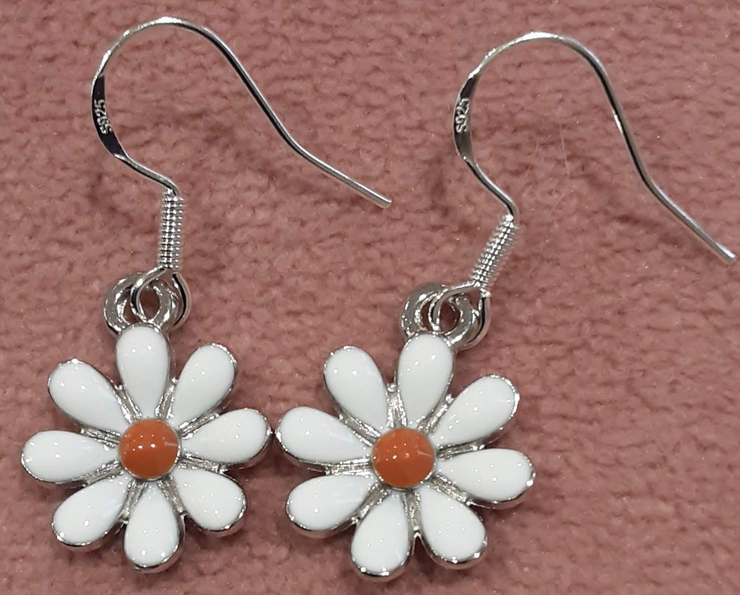 Daisy Earrings www.devonmermaid.com