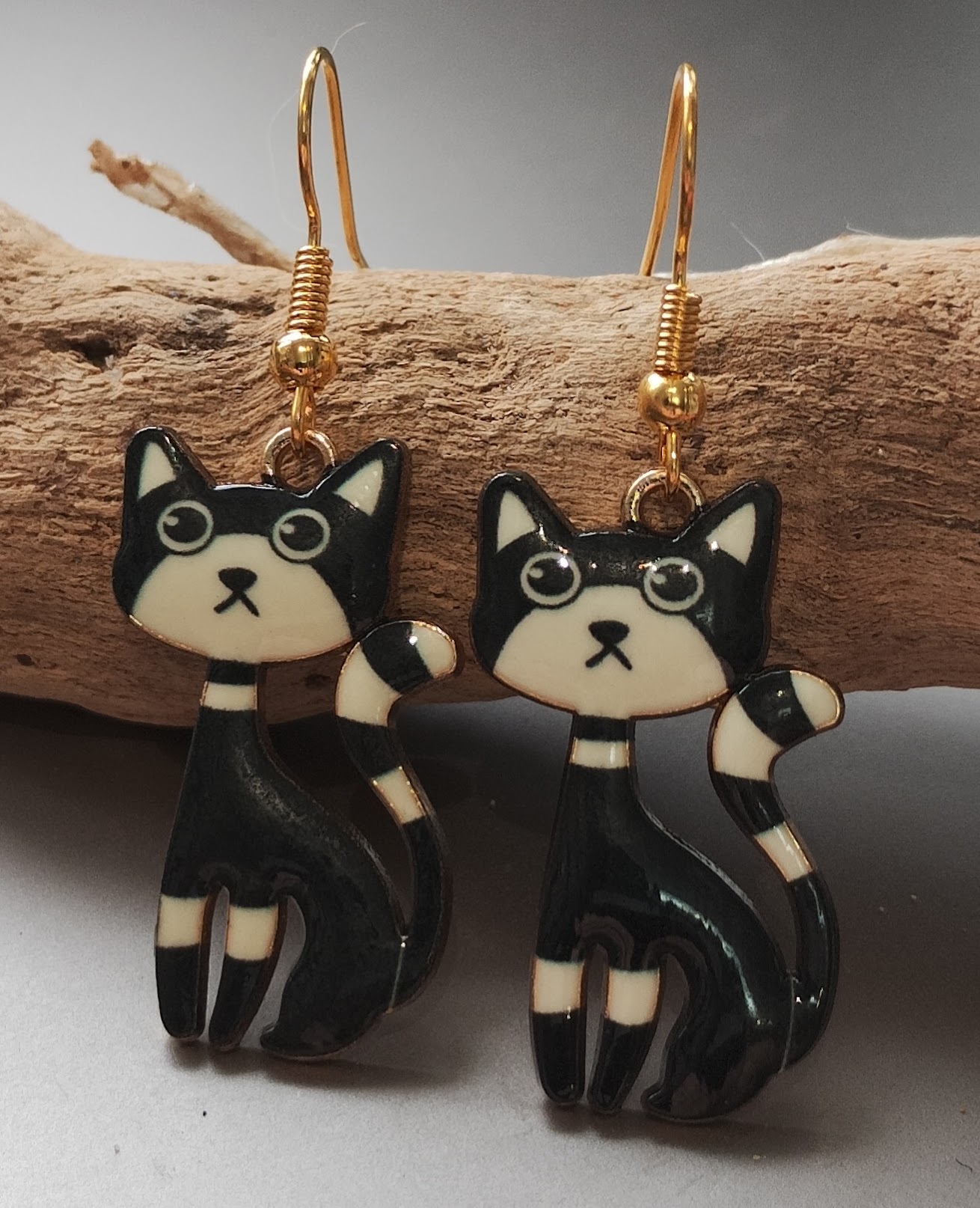 Cat Earrings www.devonmermaid.com