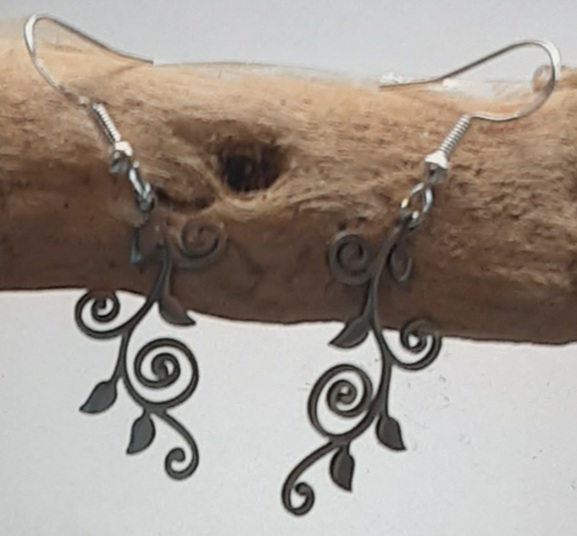 Leaf Earrings www.devonmermaid.com