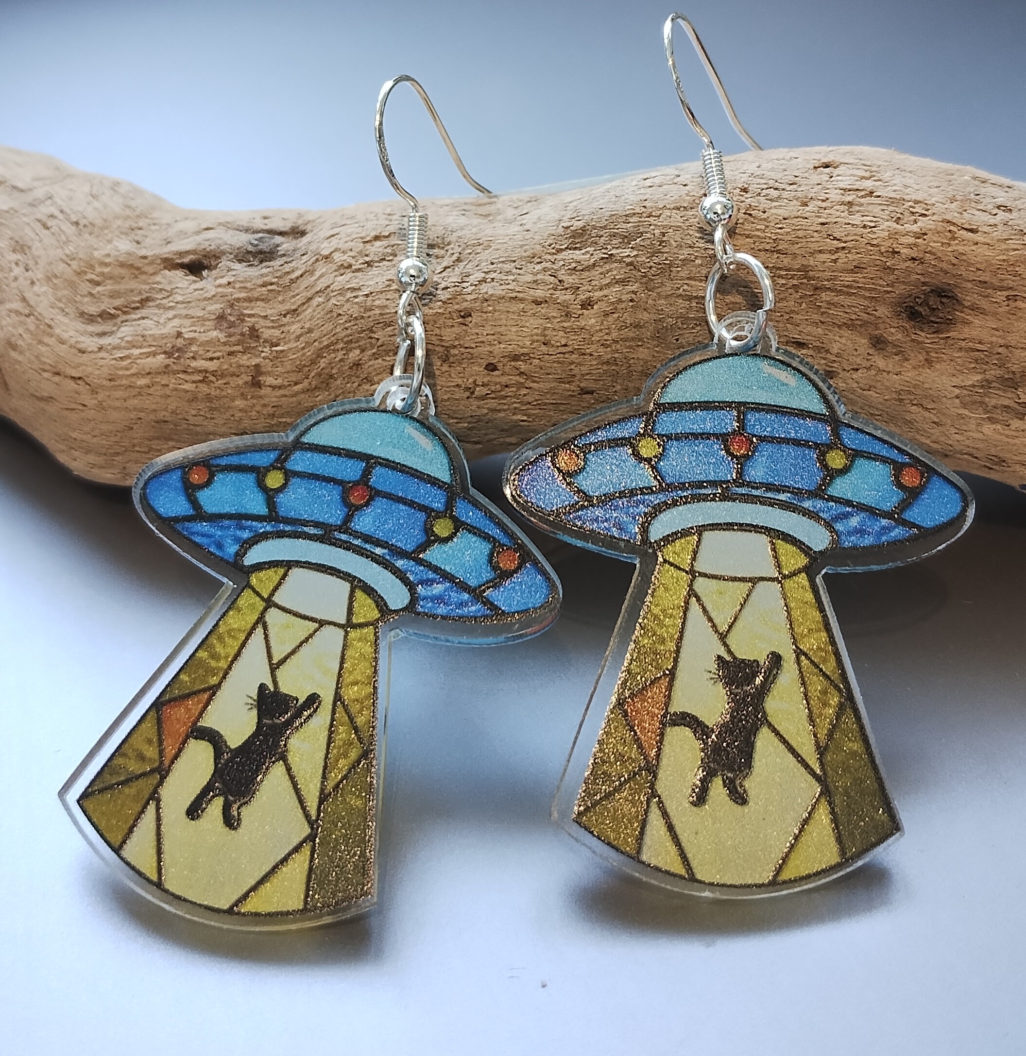 Cat Earrings www.devonmermaid.com